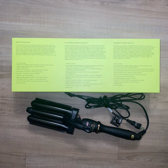 Amika High Tide Deep Waver Styling Tool - Picture 4 of 4